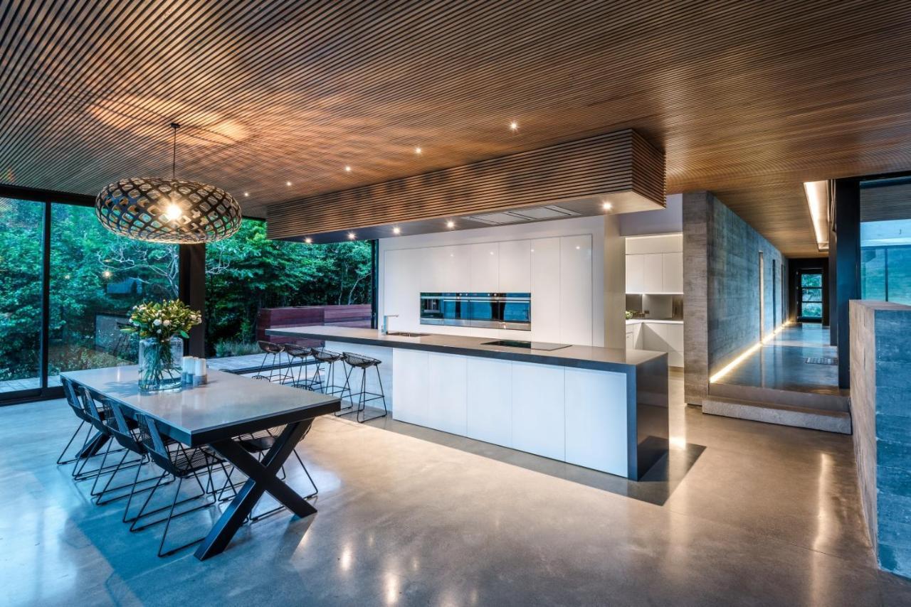 Bridle Path Retreat - Christchurch Holiday Homes エクステリア 写真