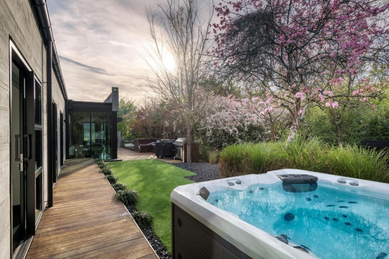 Bridle Path Retreat - Christchurch Holiday Homes エクステリア 写真