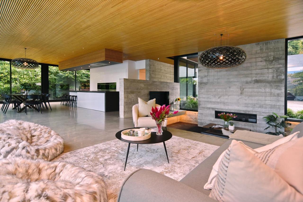 Bridle Path Retreat - Christchurch Holiday Homes エクステリア 写真