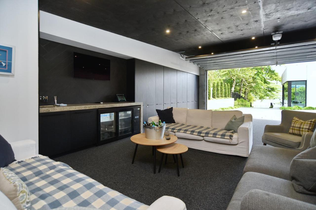 Bridle Path Retreat - Christchurch Holiday Homes エクステリア 写真