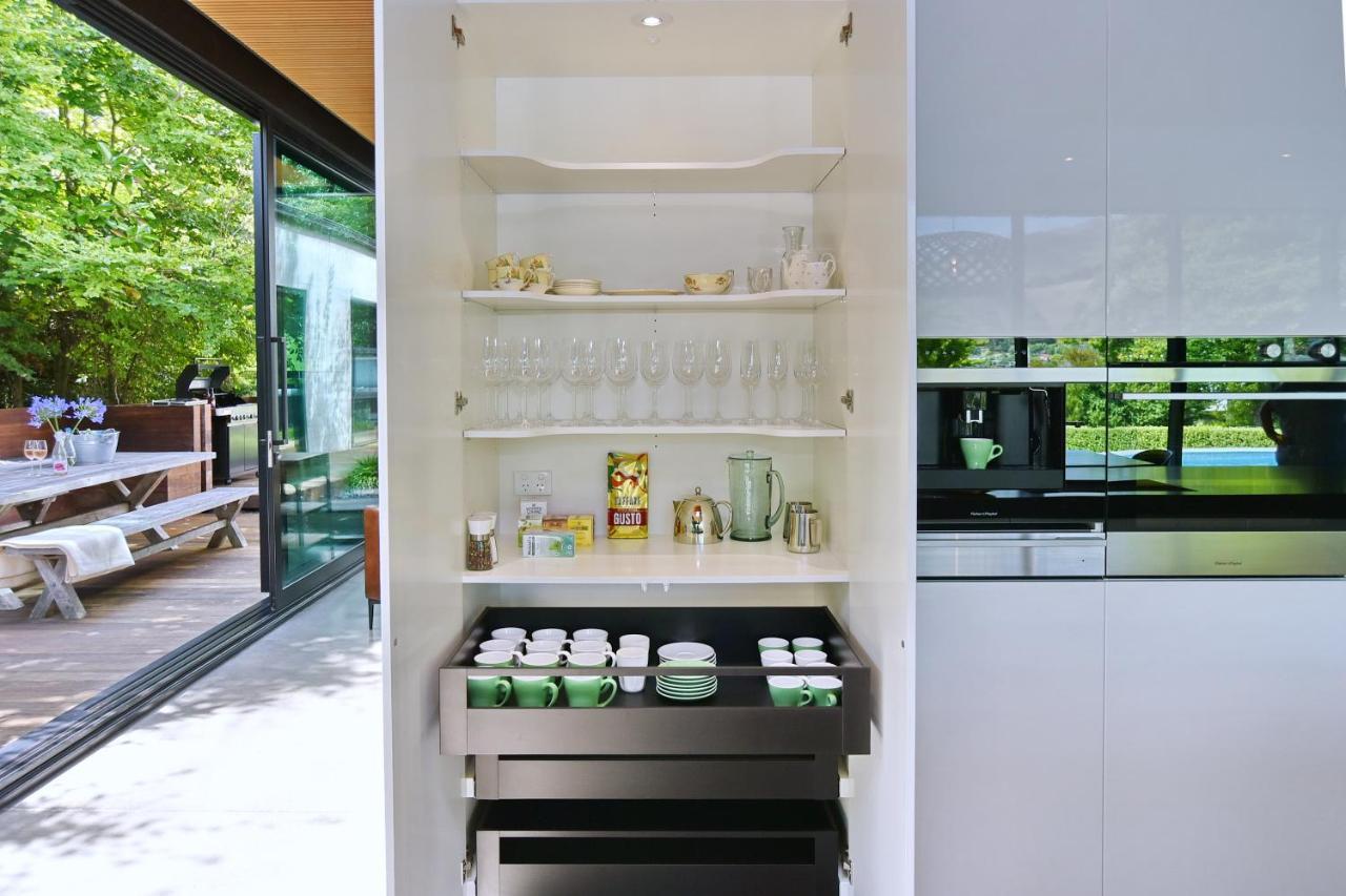 Bridle Path Retreat - Christchurch Holiday Homes エクステリア 写真