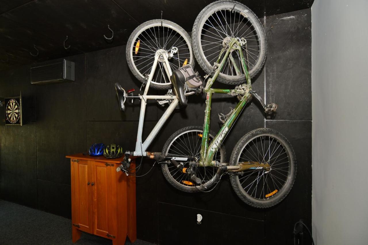 Bridle Path Retreat - Christchurch Holiday Homes エクステリア 写真